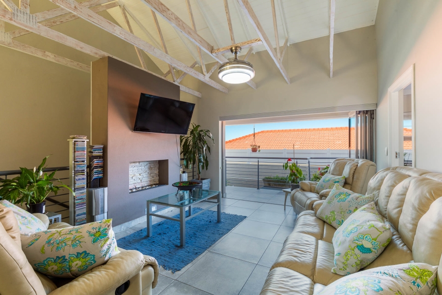 4 Bedroom Property for Sale in Bergsig Western Cape